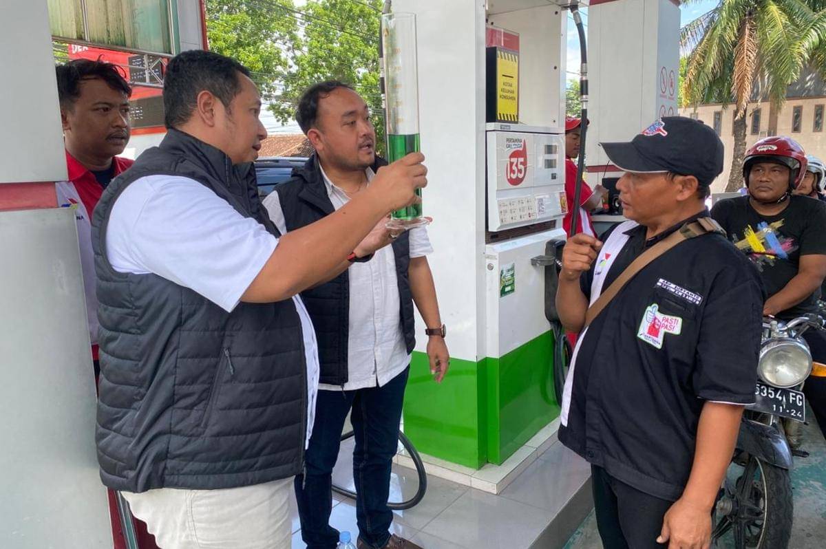 Satreskrim Polresta Madiun sidak dua SPBU. IDN Times/Istimewa.