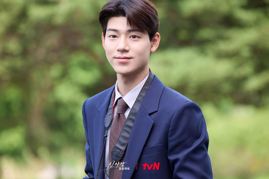 Bae Hyun Sung di Shin's Project