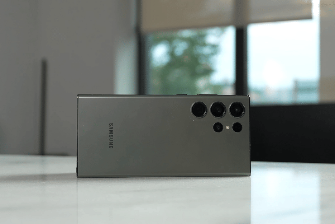 ilustrasi HP Android