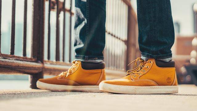 ilustrasi sepatu Timberland original