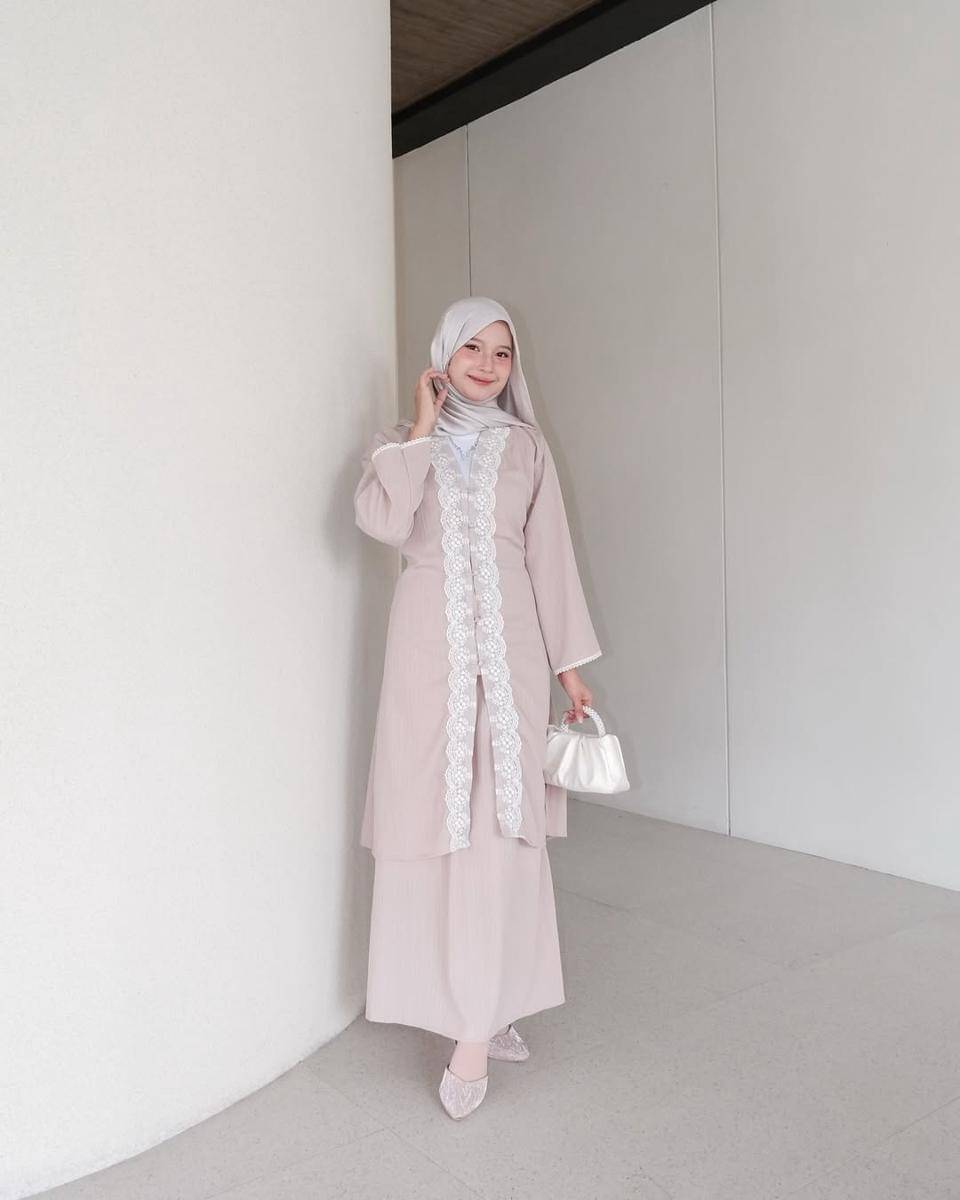 Outfit Siska Amera
