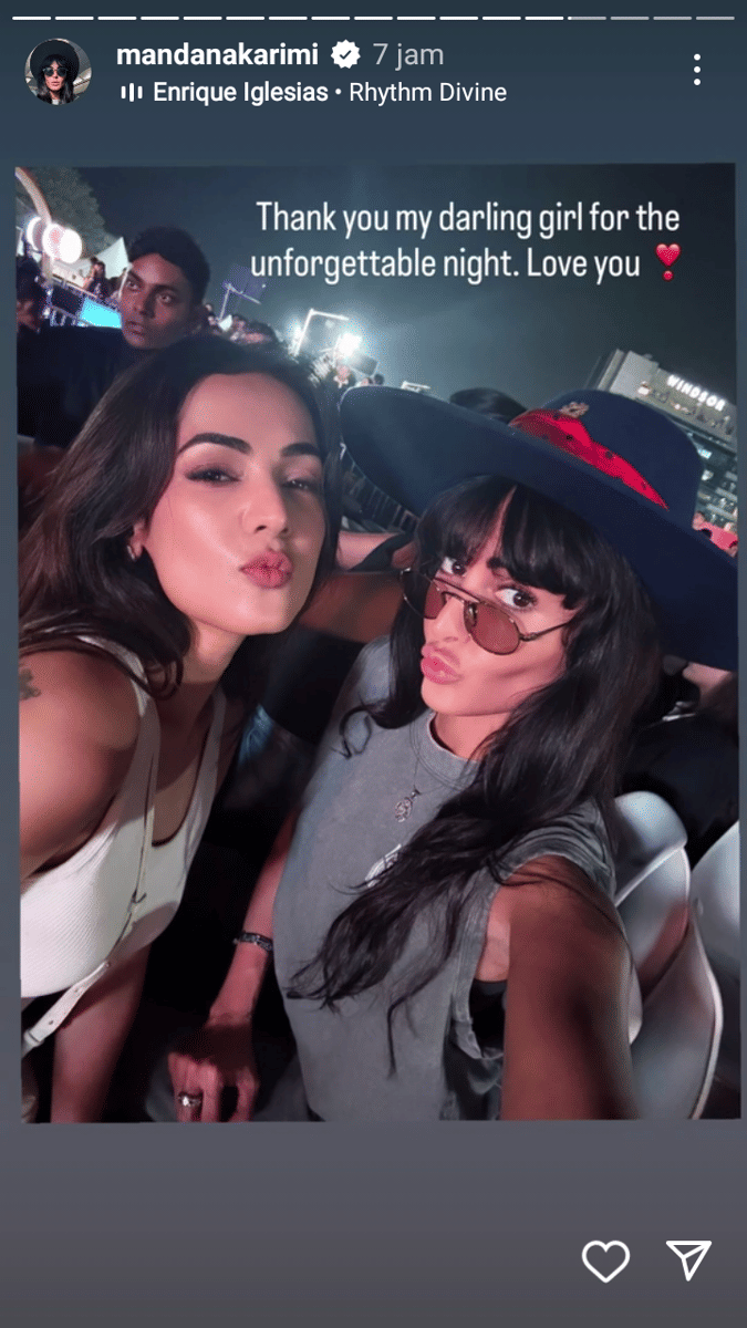 unggahan Mandana Karimi