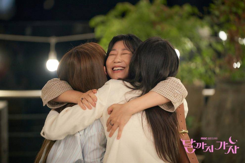 Cuplikan drakor To The Moon