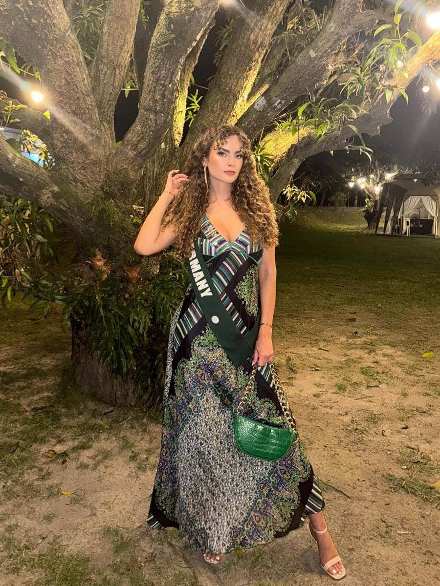 potret Melissa Koutsandreas, Miss Earth Jerman 2025 
