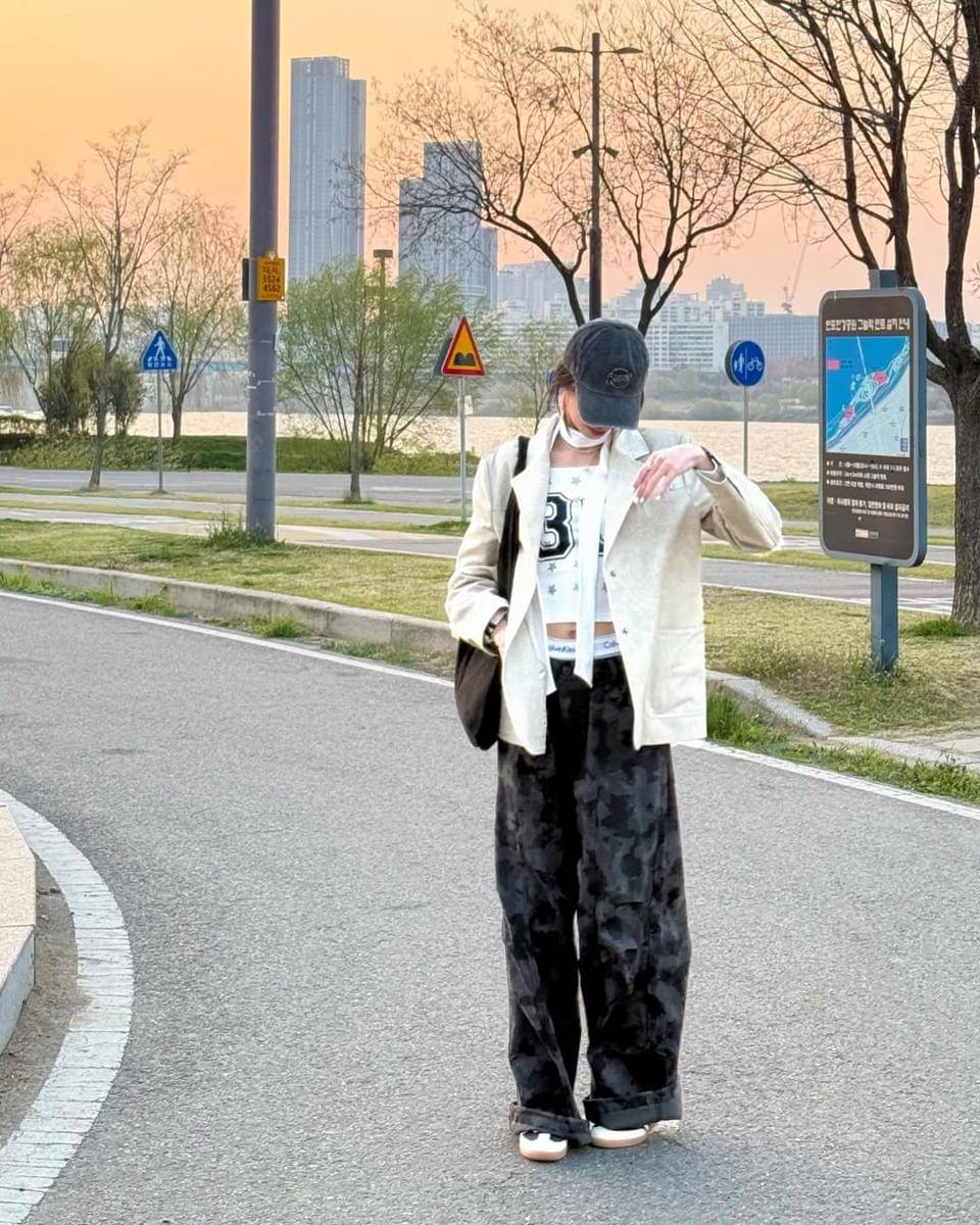 Ide OOTD KPop style ala Sabrina Chairunnisa