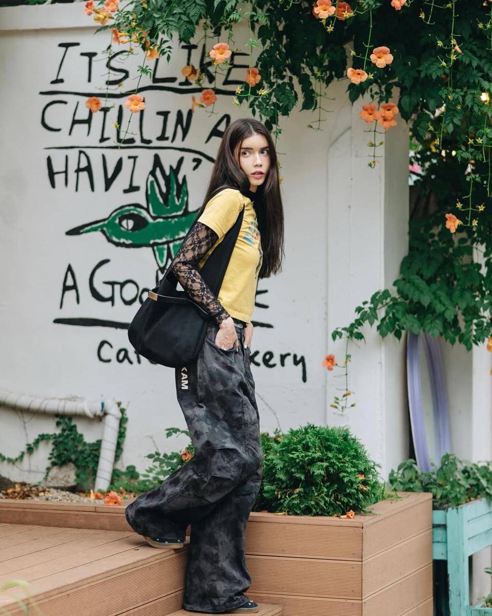 Ide OOTD KPop style ala Sabrina Chairunnisa 