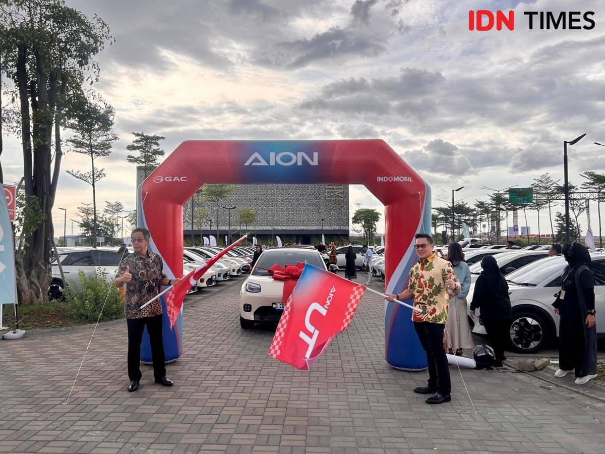 Flag off Aion UT (IDN Times/Fadhliansyah)