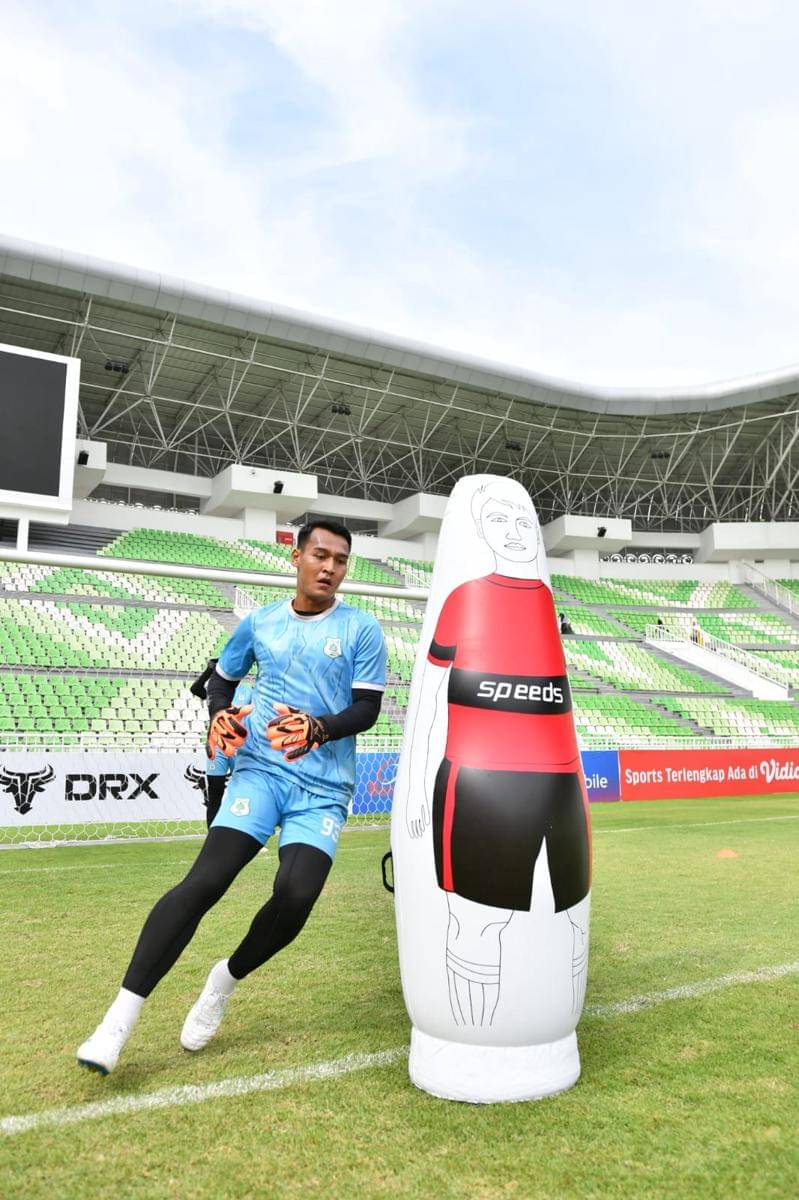Kiper PSMS Reyki Rahayu berlatih jelang laga kontra Garudayaksa (dok.PSMS)