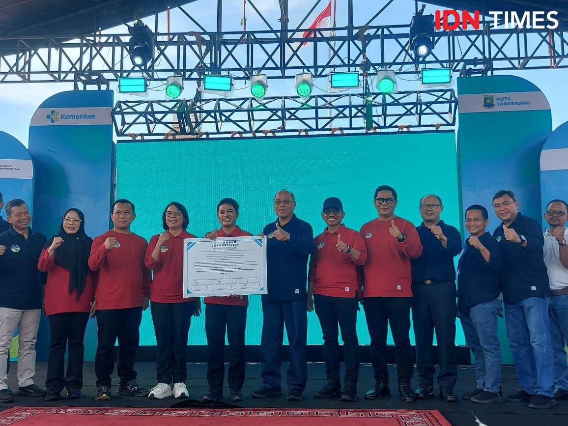 Wamenkes, Dante Saksono Harbuwono saat membuka Puncak Hari Kesehatan Jiwa Sedunia di Tangerang 