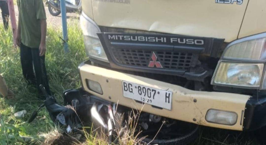 Kecelakaan di Muratara menewaskan pengemudi motor. (Dok. Sat Lantas Polres Muratara)