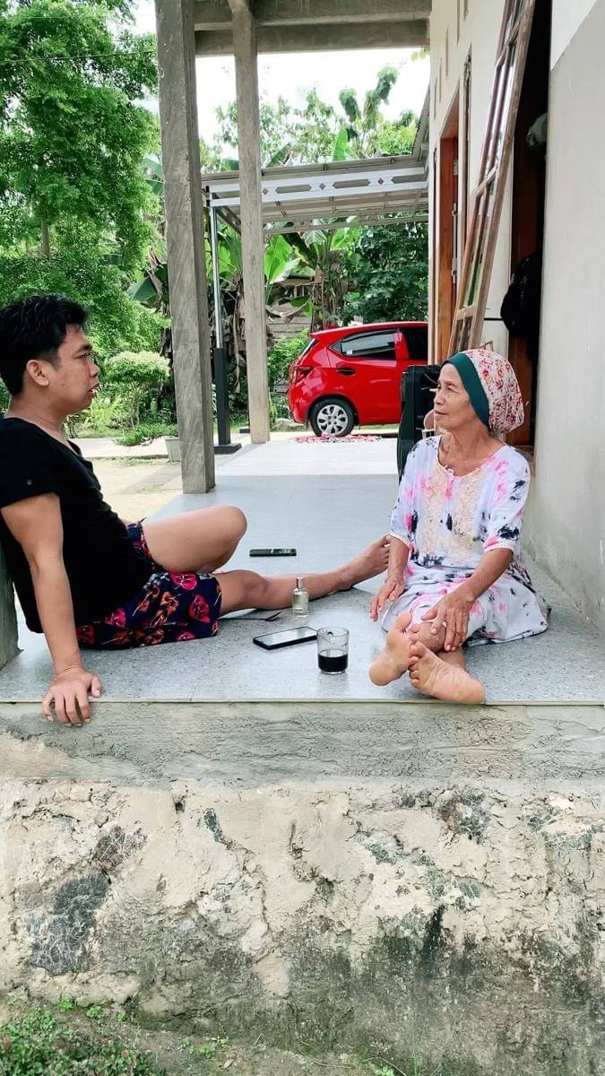 Mimi Peri dan ibunda