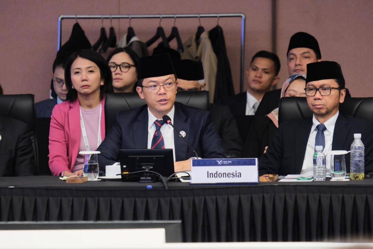 Menlu Sugiono di KTT APEC di Korea Selatan.