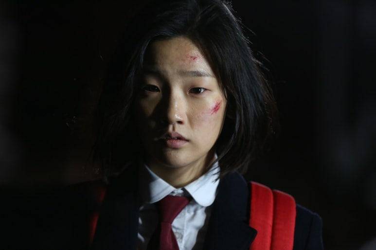 still cut Park So Dam di film The Priests