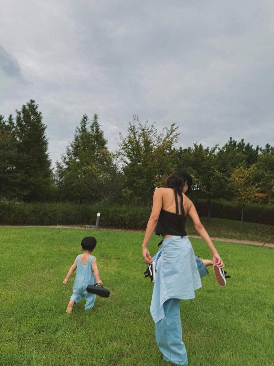 potret Moon Gabi dan putranya