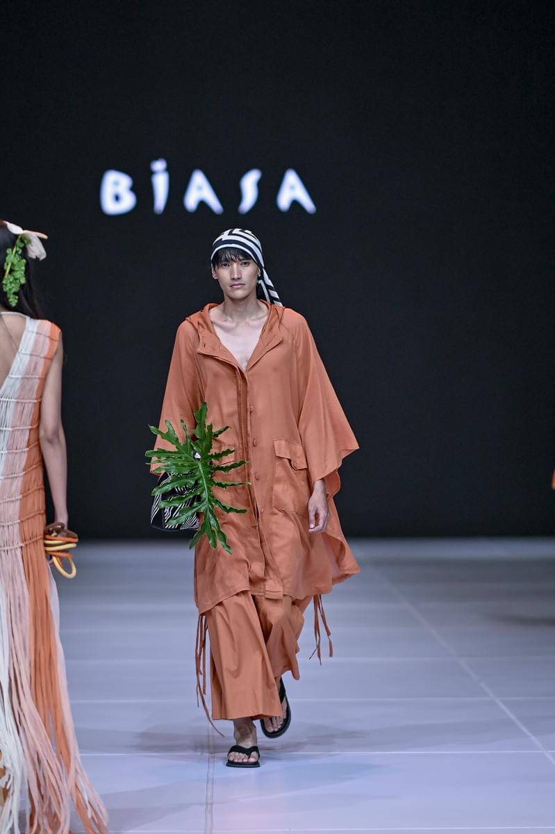 Koleksi BIASA di Jakarta Fashion Week 2026