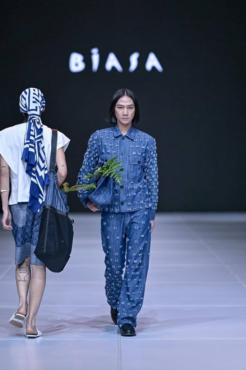 Koleksi BIASA di Jakarta Fashion Week 2026