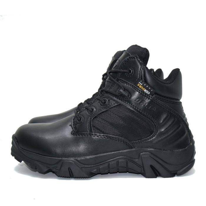 ilustrasi sepatu Delta original