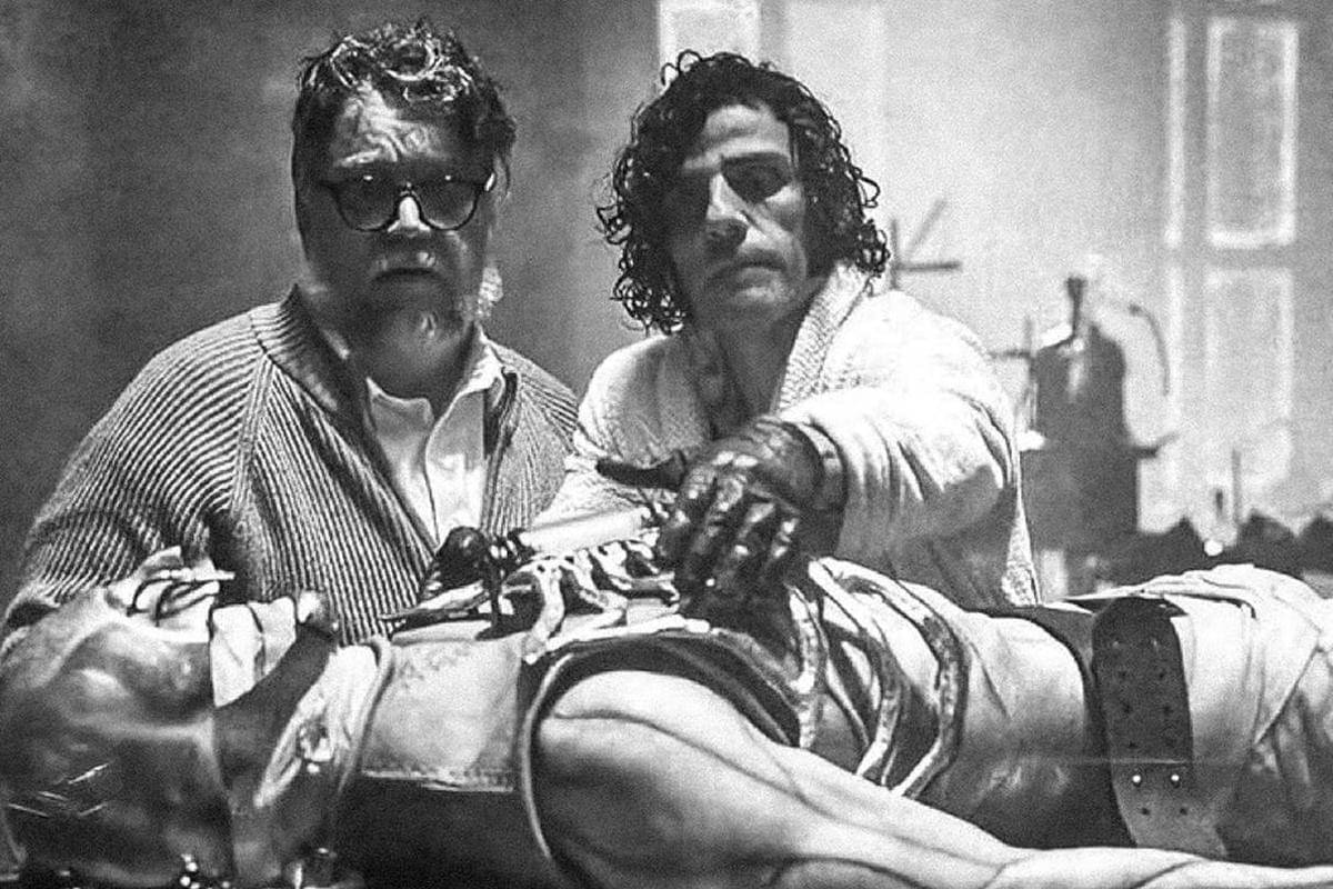 Guillermo del Toro di set Franskenstein