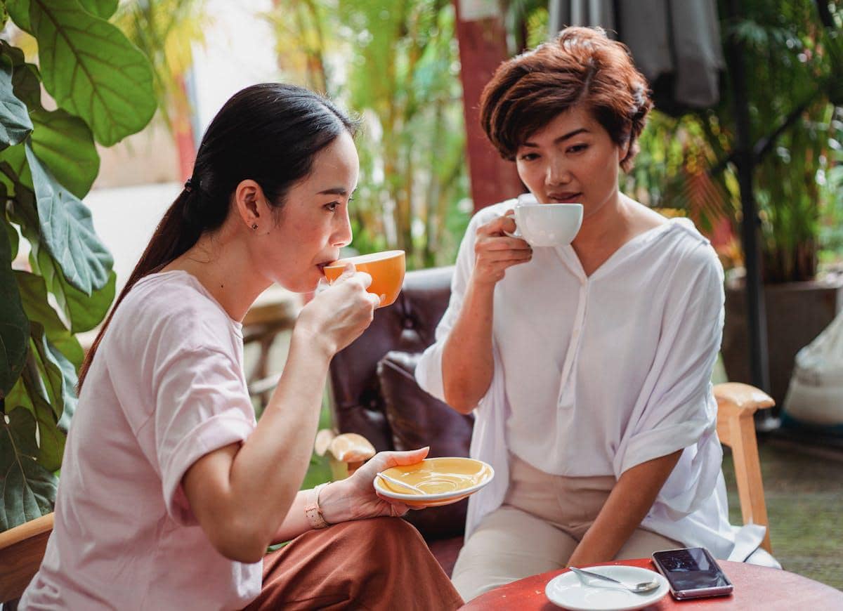 ilustrasi tips menghindari keramaian saat wisata musim gugur di China