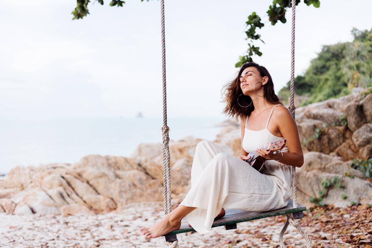 ilustrasi merasa damai 