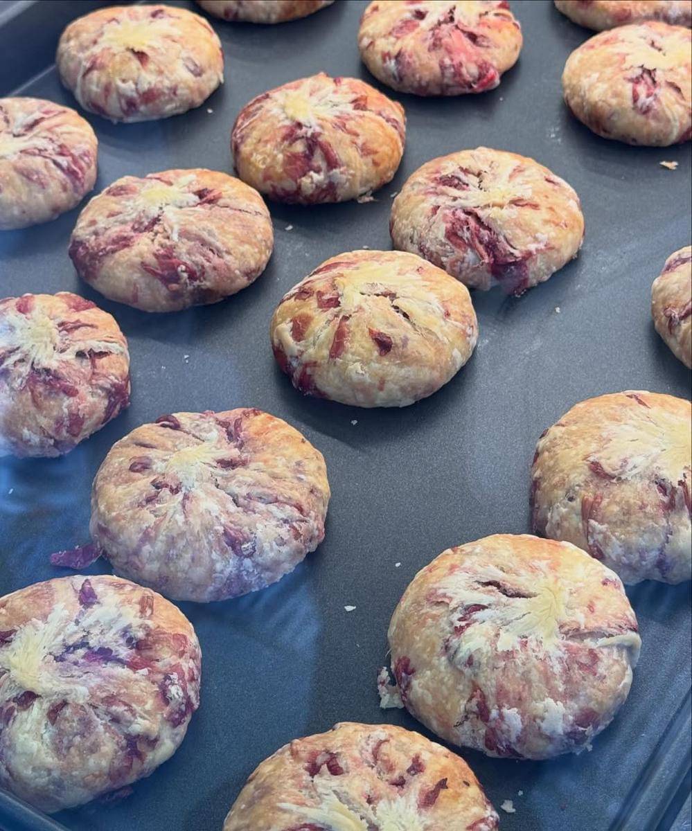 Natasha Wilona jalan-jalan di Kota Kunming