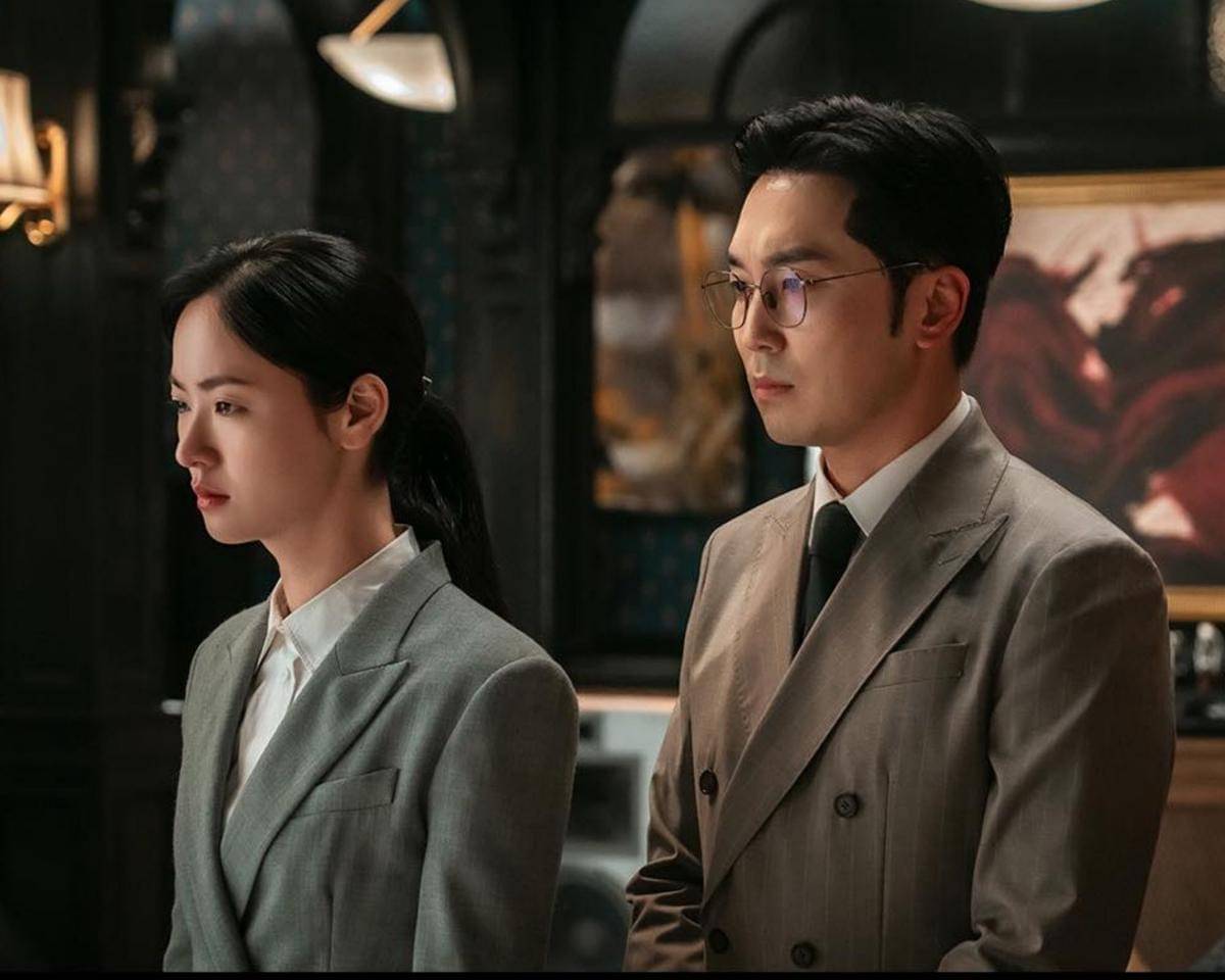 potret Jeon Yeo Been dan Seo Hyun Woo di drakor Ms. Incognito