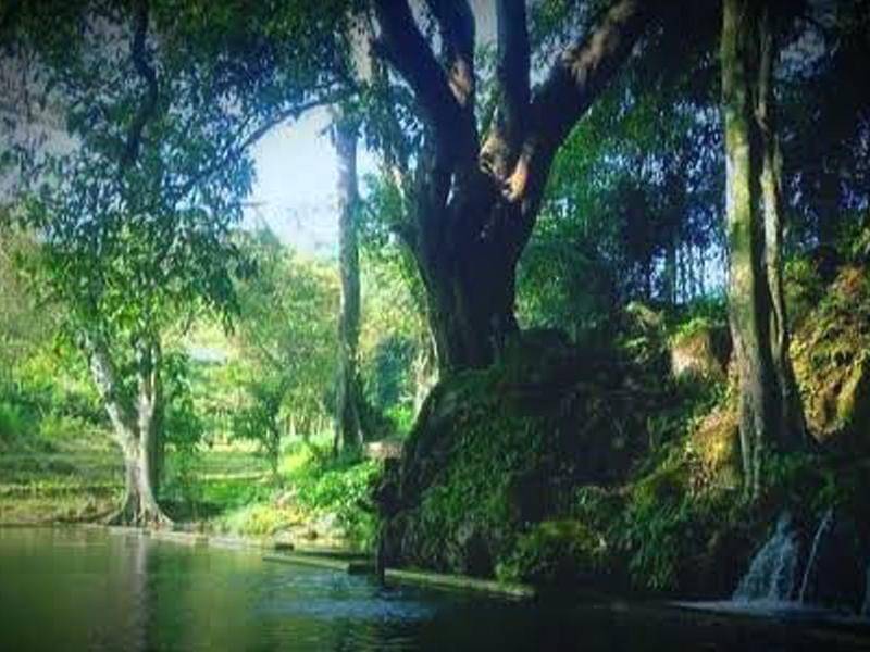 Kedung Ngancar wisata di Magetan