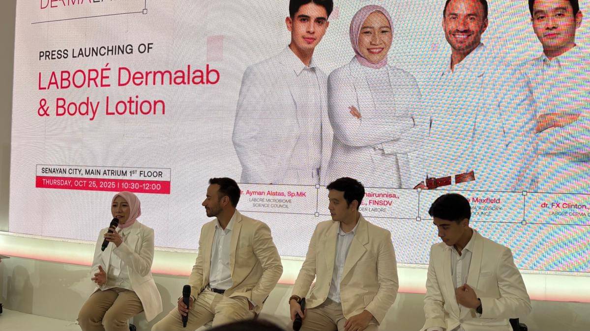 press conference LABORÈ DERMALAB: The 1st Skin MCU (Microbiome Check-Up) in Southeast Asia pada kamis (30/10/25), di Senayan City. (IDN Times/Dina Salma)