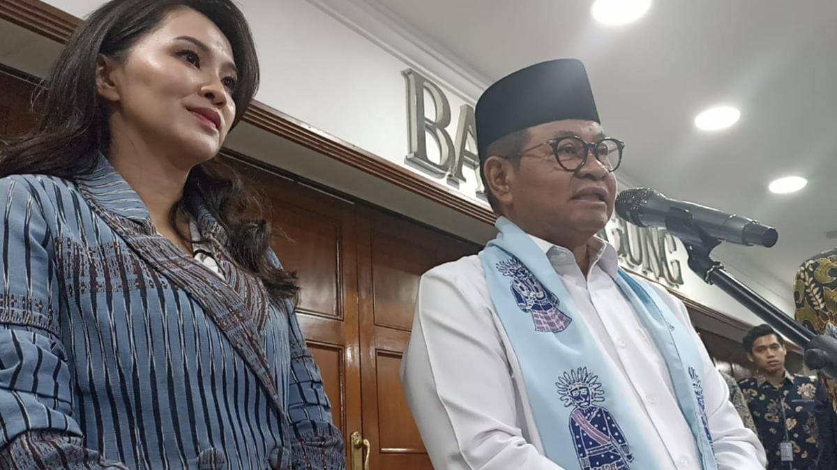 Gubernur DKI Jakarta Pramono Anung meresmikan Pembentukan POSBANKUM, Balaikota Provinsi DKI Jakarta, Jumat (31/10/2025). (IDN Times/Dini Suciatiningrum)