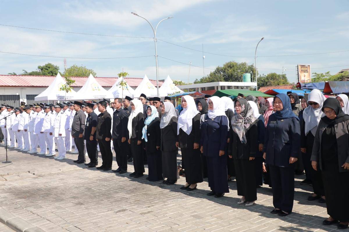 Pelantikan ratusan pegawai Pemkot Serang