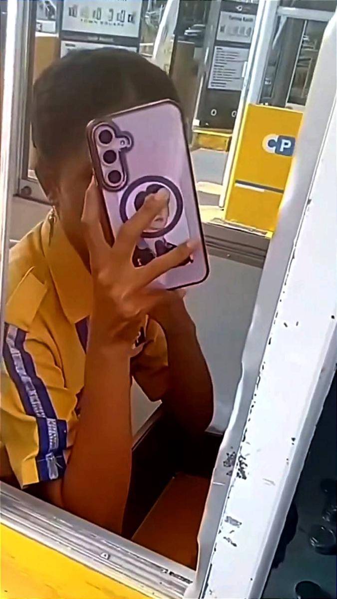 Video viral penjaga parkir Manado Town Square menolak pembayaran menggunakan uang logam. IDNTimes/Istimewa