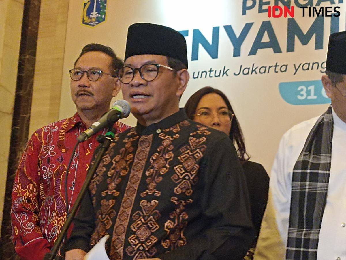 Gubernur DKI Jakarta Pramono Anung dalam Awarding Benyamin S Award Tahun 2025 di Kempinski, Jumat (31/10/2025)