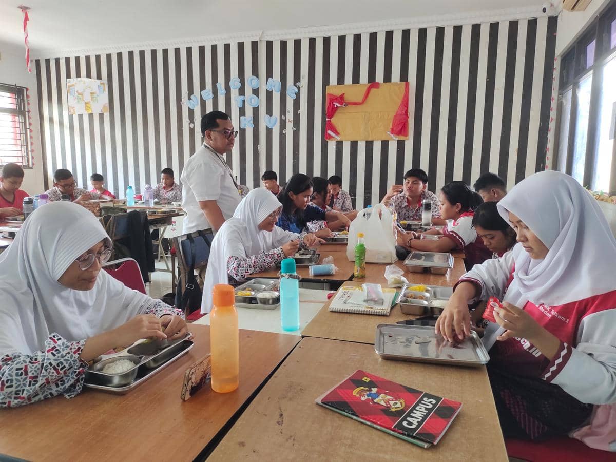 Selama Pembelajaran Jarak Jauh, Pembagian MBG Dihentikan