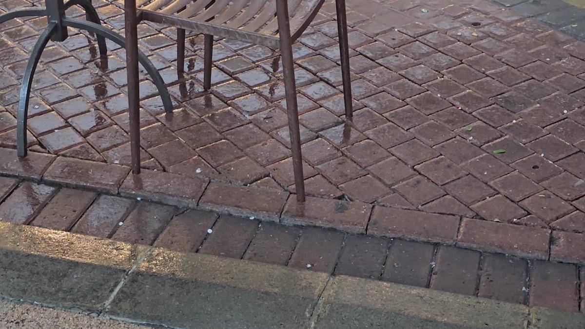 Hujan es di wilayah Kabupaten Tangerang