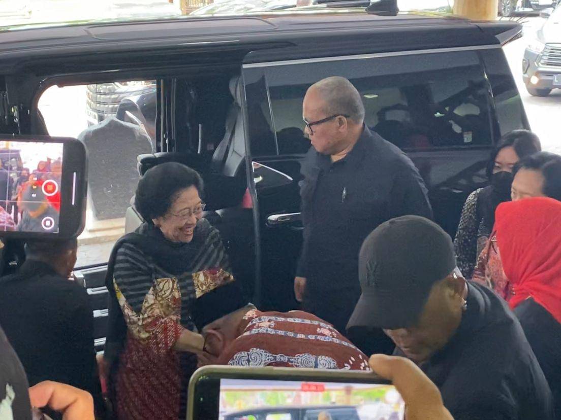 Ketua Umum PDIP Megawati saat berada di Blitar. IDN Times/istimewa