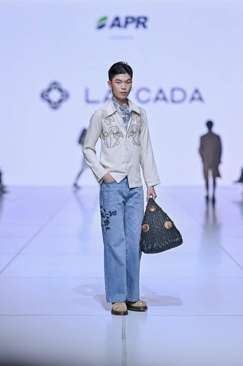 Koleksi Lascada di Jakarta Fashion Week 2026