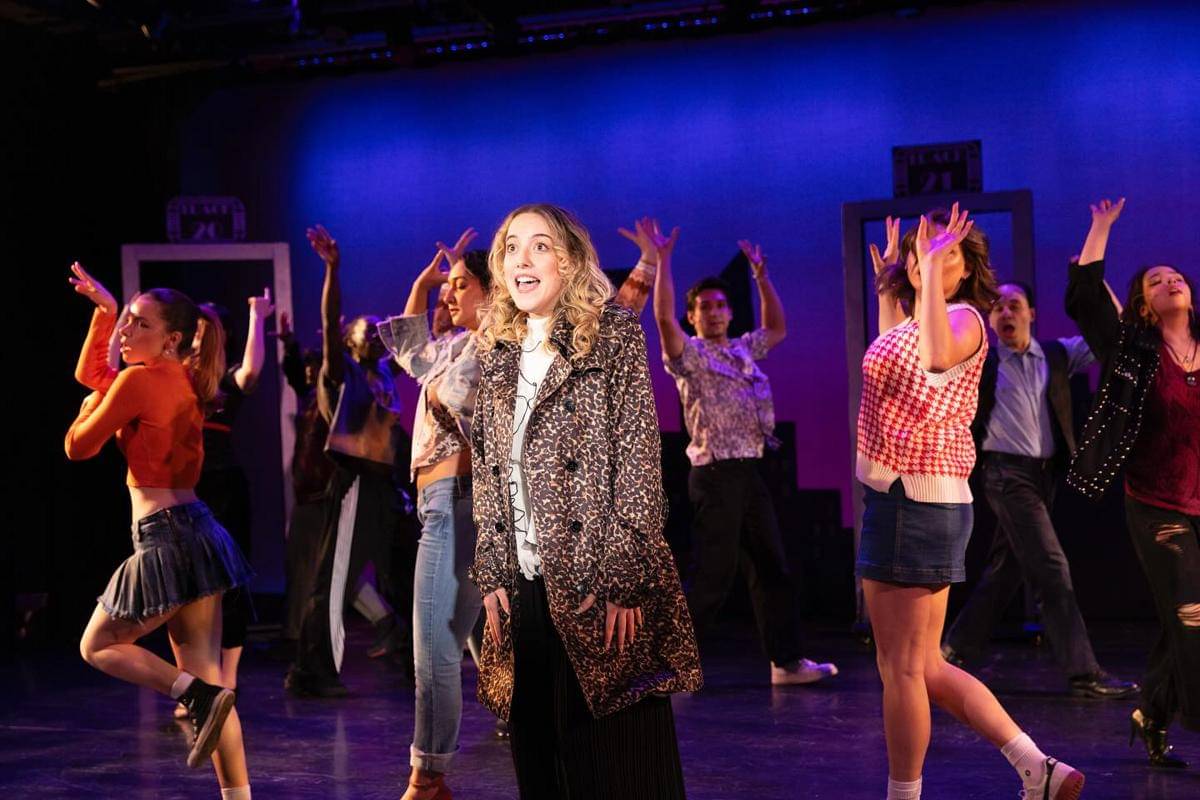 ilustrasi mahasiswa AMDA