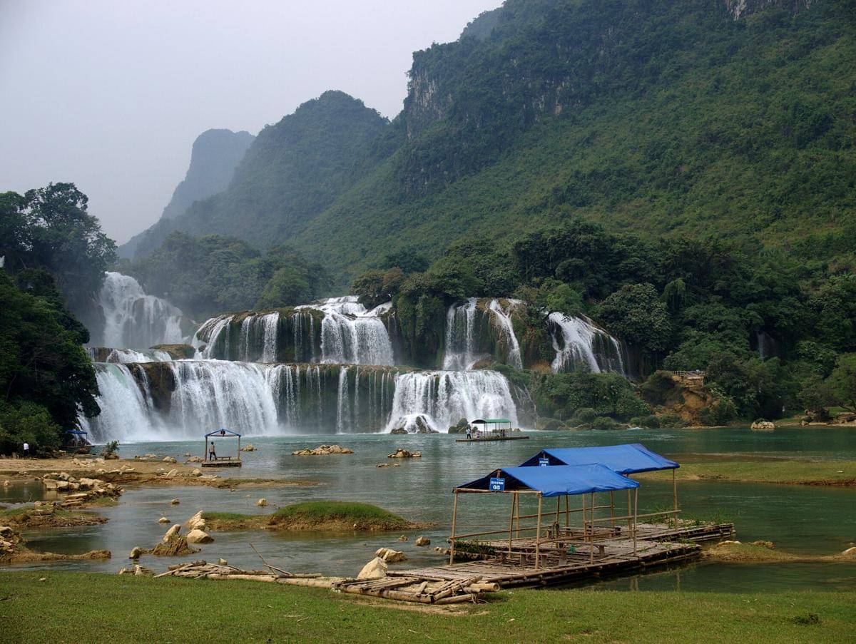 potret Ban Gioc Waterfalls