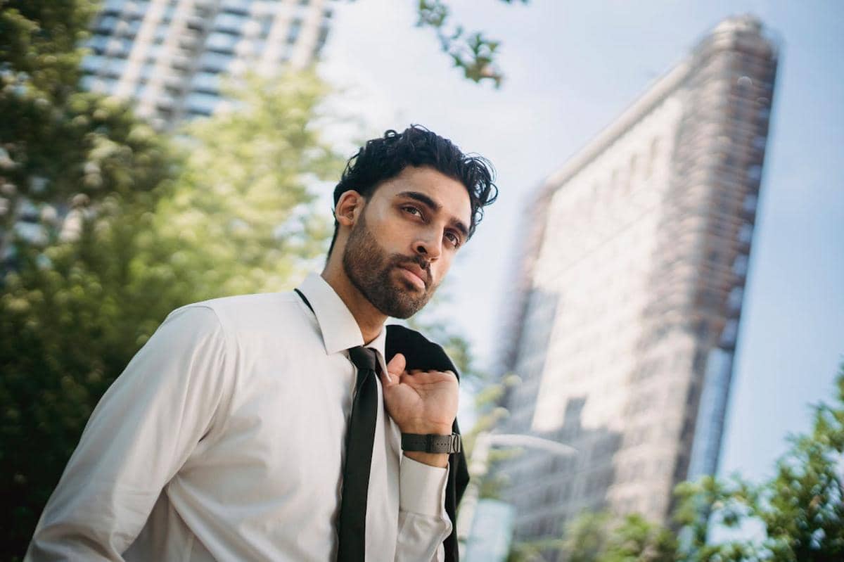 ilustrasi pria percaya diri