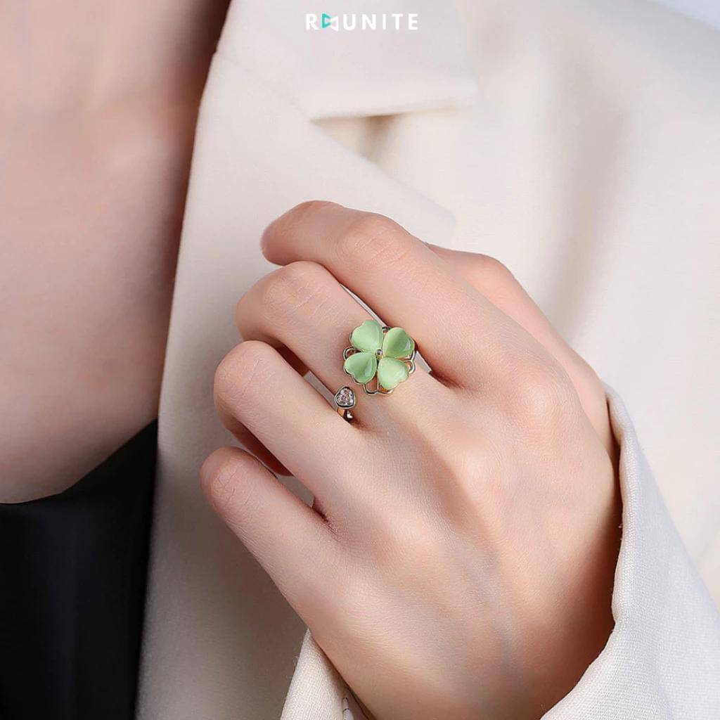 Reunite Jewelry Anxiety Ring Green Clover.jpg