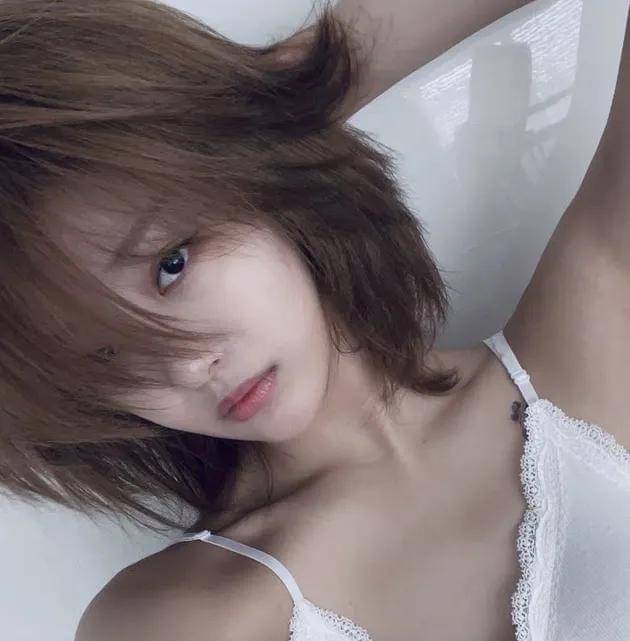 Rambut pendek member aespa