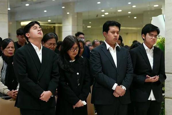 Ibadah Penghiburan Mendiang Ayah Jerome Polin