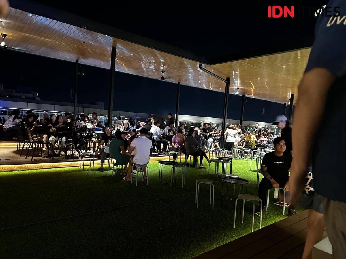 Viral kafe di Pontianak setel musik keras diprotes warga sekitar.