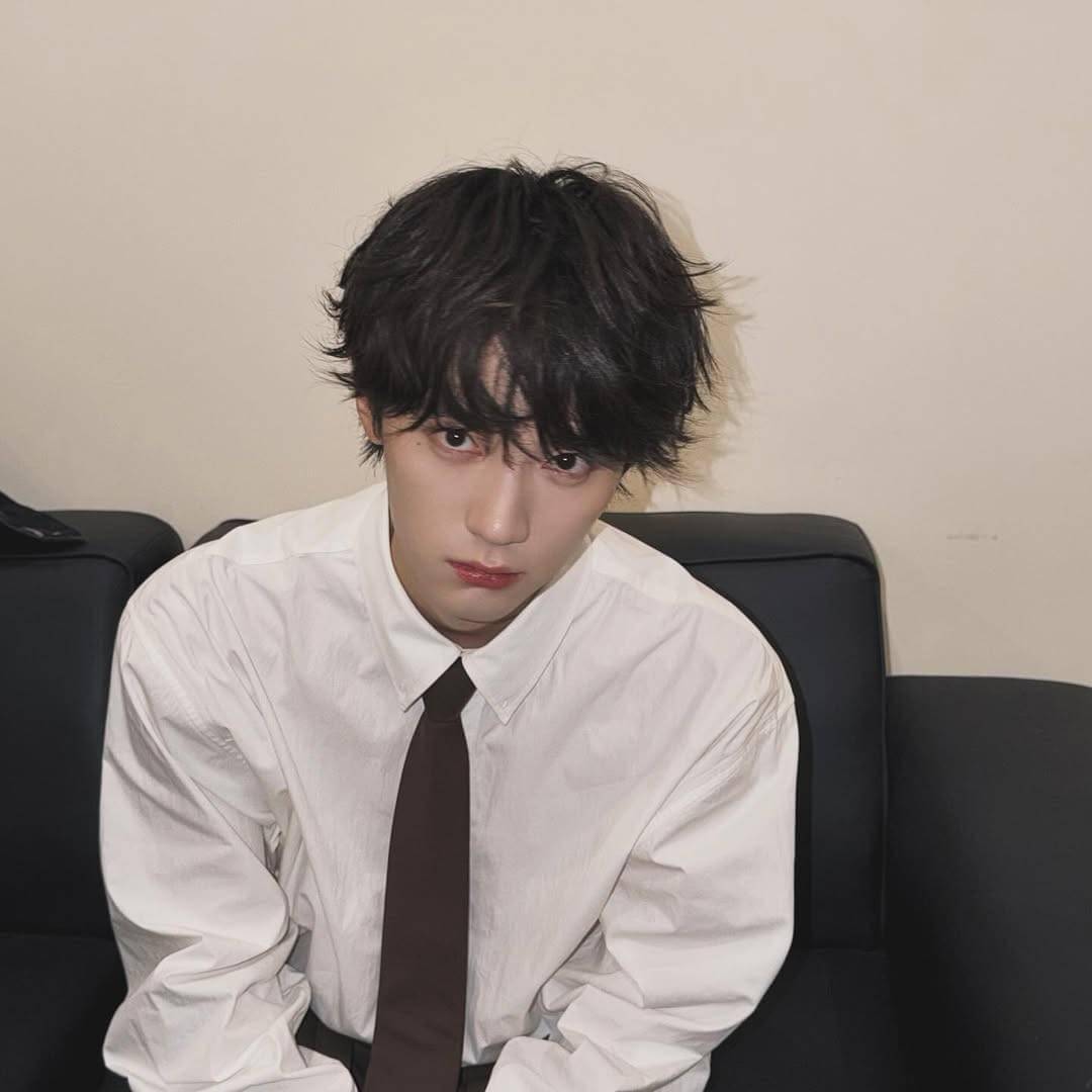 Biodata Zhou Yi Ran.jpg