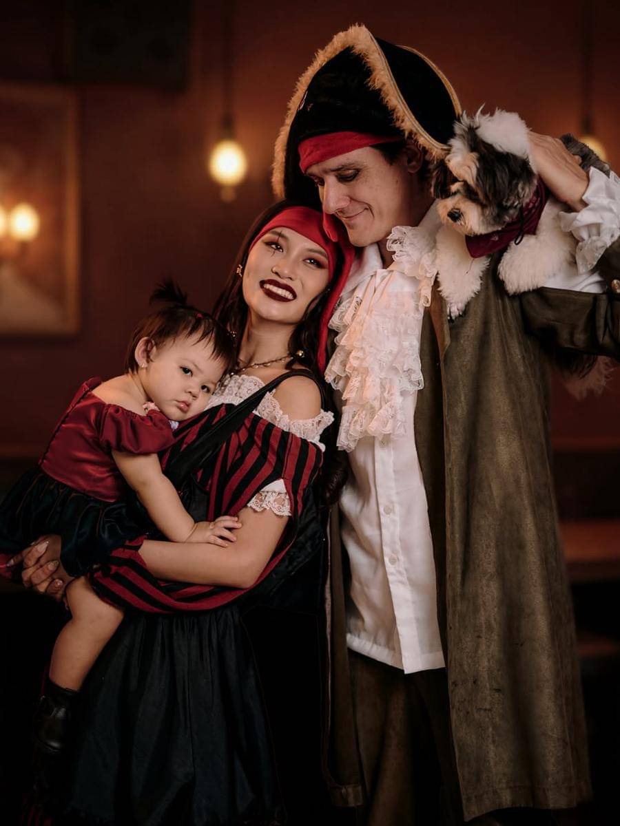 Gaya Halloween 2025 ala Artis