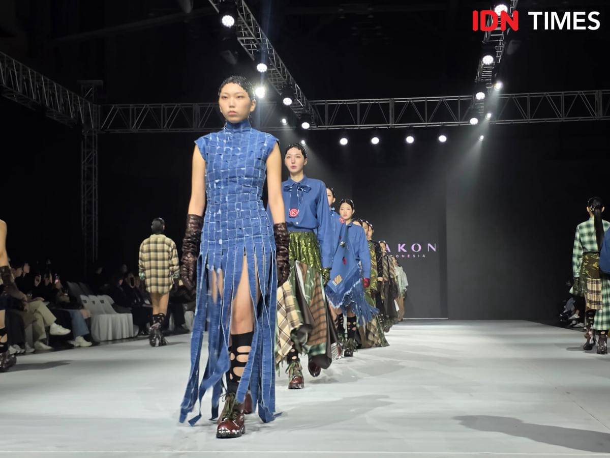 Koleksi karya Lakon Indonesia di Busan Fashion Week 2025