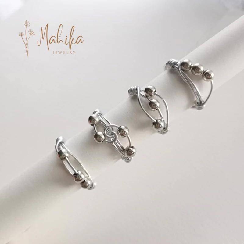 StarAnxiety Wire Ring.jpg