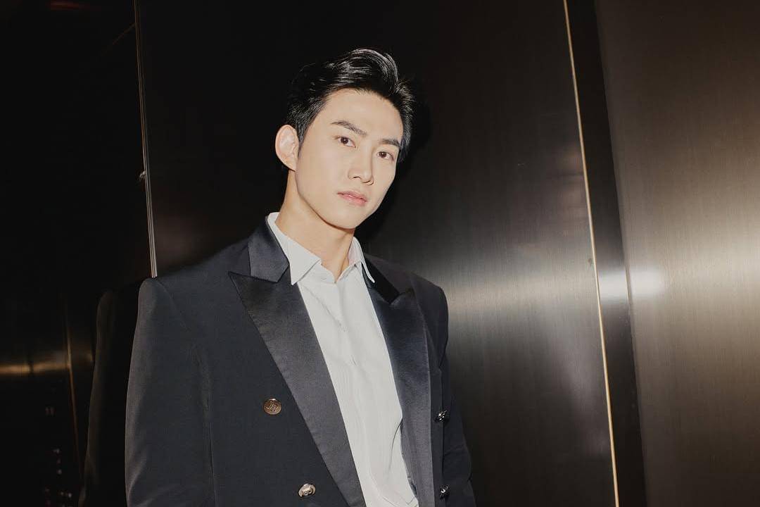 Ok Taecyeon (instagram.com/taecyeonokay)