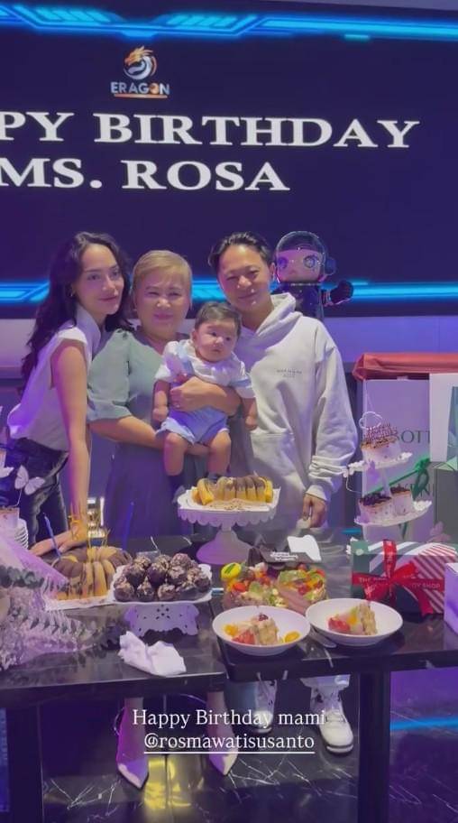 Pesta Ulang Tahun Ibu DJ Bravy (instagram.com/eri.carl)