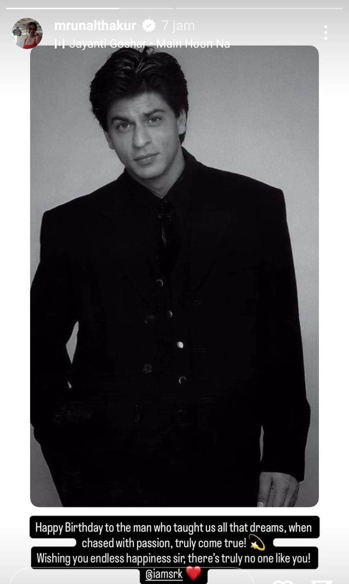 unggahan Mrunal Thakur